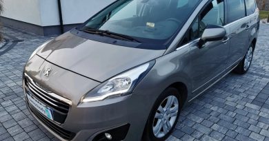 Peugeot 5008 (2015) – Diesel Peugeot 5008 (2015) – Diesel